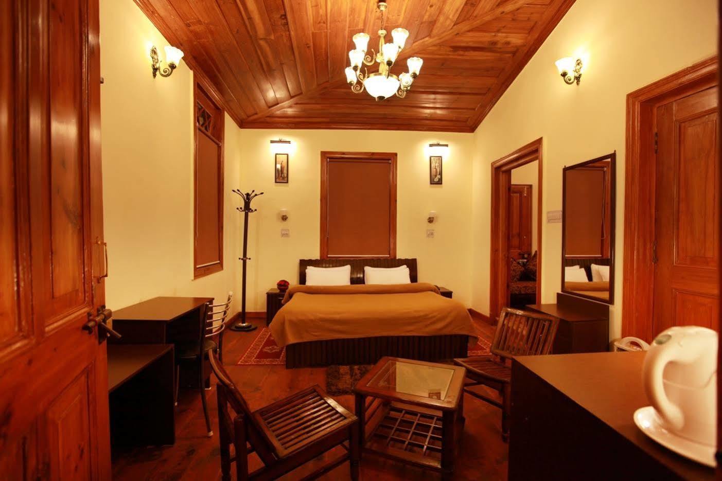 Torrentium Lodge Shimla Exterior photo